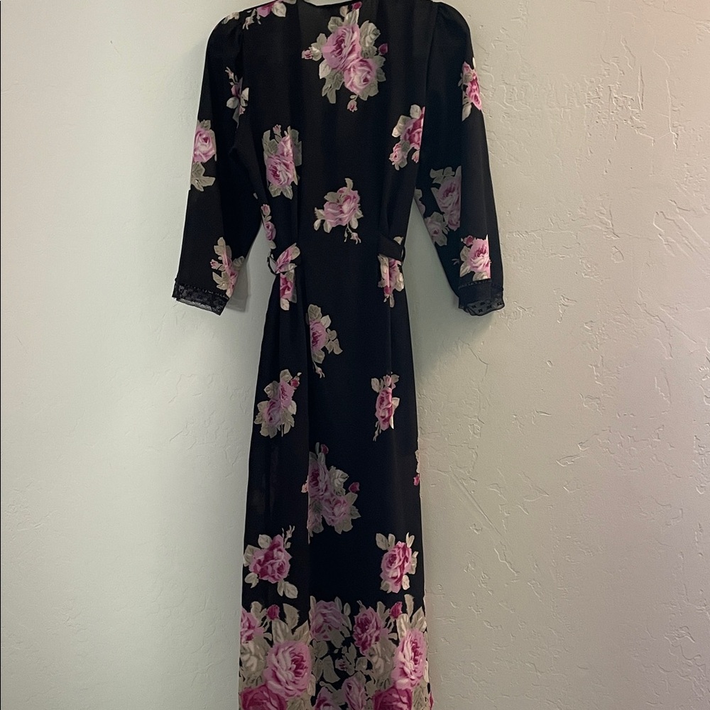 Oscar de la Renta Robe & Nightie - Picture 5 of 8